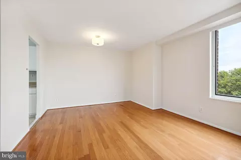 9701 Fields Rd #502, Gaithersburg, MD 20878 photo 8