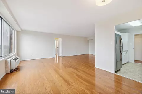 9701 Fields Rd #502, Gaithersburg, MD 20878 photo 4