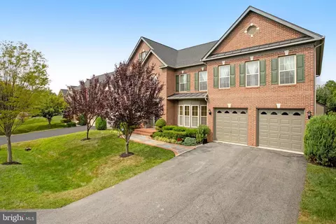 13903 Dairy Farm Dr, Boyds, MD 20841