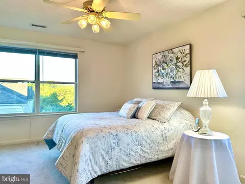 2601 Camelback Ln #12-10, Silver Spring, MD 20906 photo 13