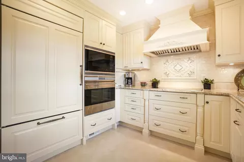 14716 Silverstone Dr, Silver Spring, MD 20905 photo 12