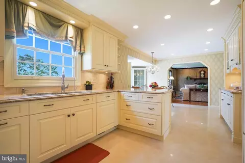 14716 Silverstone Dr, Silver Spring, MD 20905 photo 14