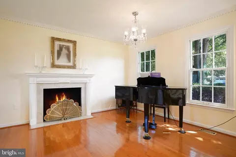 14716 Silverstone Dr, Silver Spring, MD 20905 photo 8