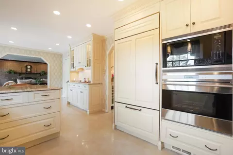 14716 Silverstone Dr, Silver Spring, MD 20905 photo 13