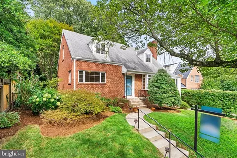4603 Saul Rd, Kensington, MD 20895