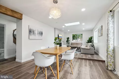 810 Hollywood Ave, Silver Spring, MD 20904
