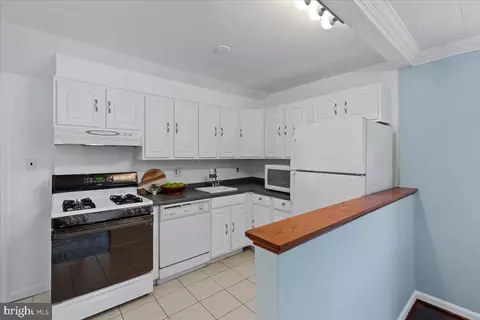 12713 Hathaway Dr, Silver Spring, MD 20906 photo 9