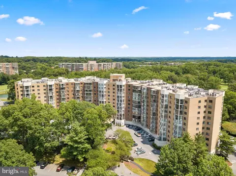 15107 Interlachen Dr #2-418, Silver Spring, MD 20906