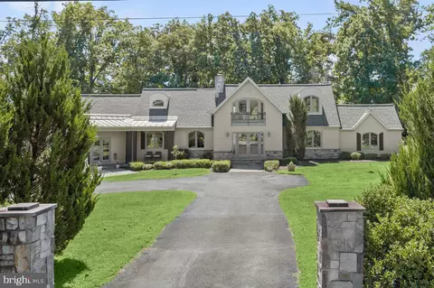 9820 Newhall Rd, Potomac, MD 20854