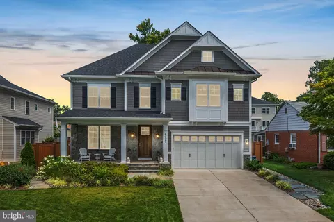 4405 Colchester Dr, Kensington, MD 20895