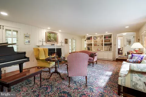 2801 Barker St, Silver Spring, MD 20910 photo 8