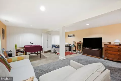 2801 Barker St, Silver Spring, MD 20910 photo 41