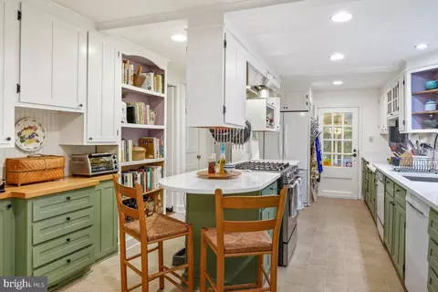 2801 Barker St, Silver Spring, MD 20910 photo 14