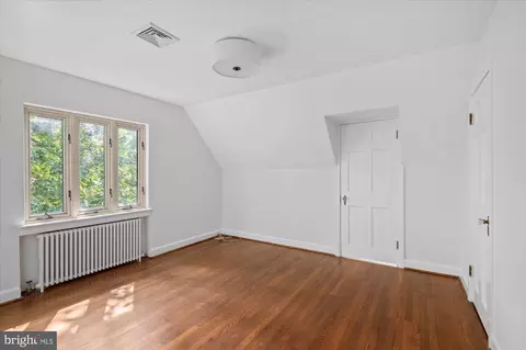 1215 Highland Dr, Silver Spring, MD 20910 photo 38