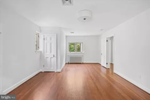 1215 Highland Dr, Silver Spring, MD 20910 photo 36
