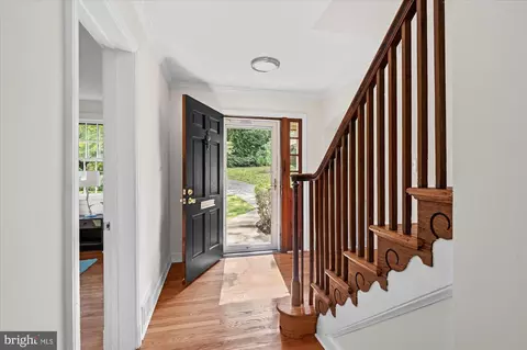 9334 Harvey Rd, Silver Spring, MD 20910 photo 5