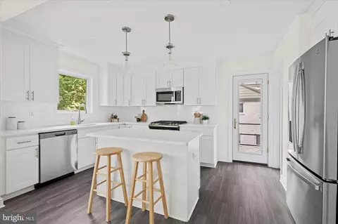 9334 Harvey Rd, Silver Spring, MD 20910 photo 17