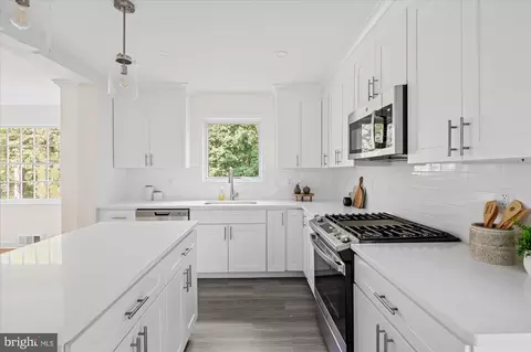 9334 Harvey Rd, Silver Spring, MD 20910 photo 21