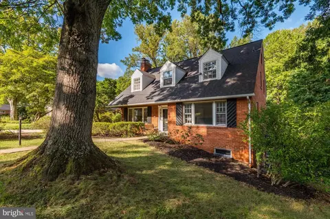 9334 Harvey Rd, Silver Spring, MD 20910 photo 3