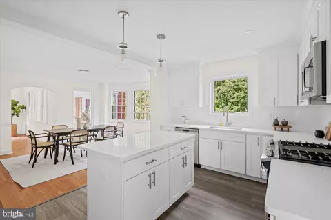 9334 Harvey Rd, Silver Spring, MD 20910 photo 20