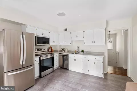 9513 Midwood Rd, Silver Spring, MD 20910 photo 13