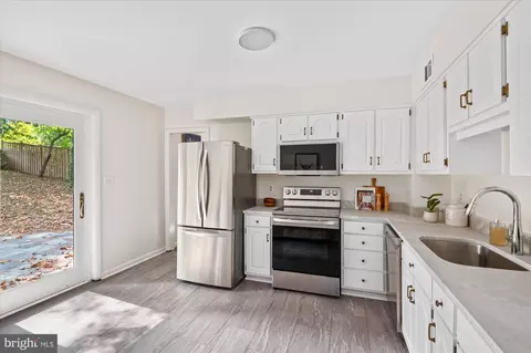 9513 Midwood Rd, Silver Spring, MD 20910 photo 11