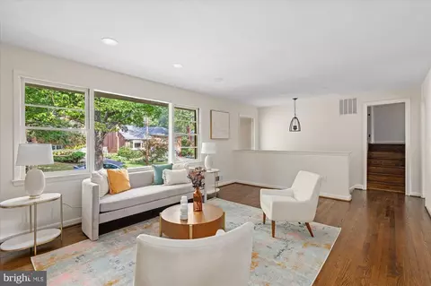 9513 Midwood Rd, Silver Spring, MD 20910 photo 5