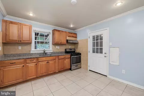 2812 Urbana Dr, Silver Spring, MD 20906 photo 8