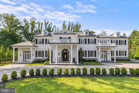 9819 Newhall Rd, Potomac, MD 20854