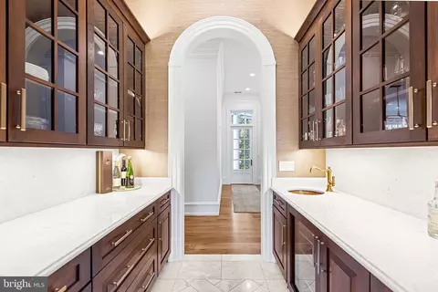 Kitchen - 9819 Newhall Rd, Potomac, MD 20854 photo 5 of 5