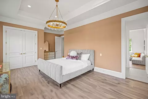 Bedroom - 9819 Newhall Rd, Potomac, MD 20854 photo 4 of 5
