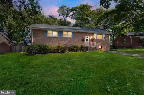 1701 Franwall Ave, Silver Spring, MD 20902