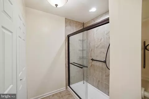 3620 Gleneagles Dr #9-2E, Silver Spring, MD 20906 photo 12