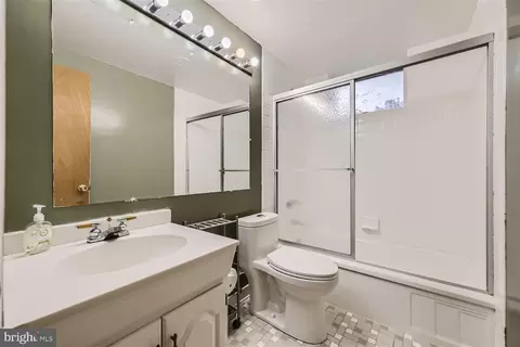 14721 Old Barn Ct, Silver Spring, MD 20905 photo 20