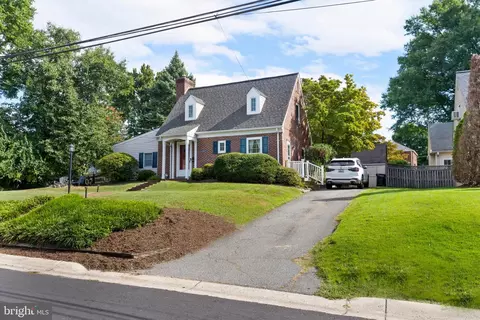 9911 Merwood Ln, Silver Spring, MD 20901 photo 4