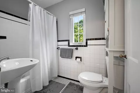 9911 Merwood Ln, Silver Spring, MD 20901 photo 20