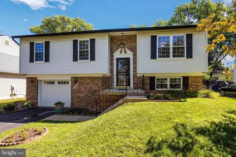 8440 Tea Rose Dr, Gaithersburg, MD 20879