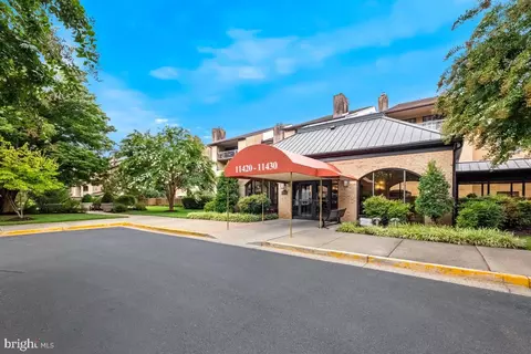 11420 Strand Dr #R-009, Rockville, MD 20852