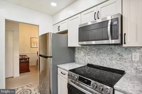 15320 Pine Orchard Dr #83-3D, Silver Spring, MD 20906 photo 12