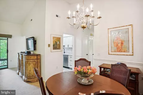 15320 Pine Orchard Dr #83-3D, Silver Spring, MD 20906 photo 9