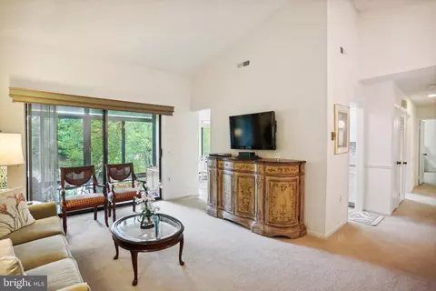 15320 Pine Orchard Dr #83-3D, Silver Spring, MD 20906 photo 4