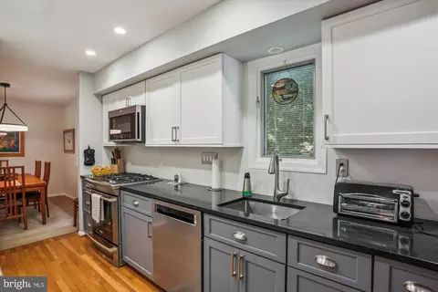 14201 Piccadilly Rd, Silver Spring, MD 20906 photo 5