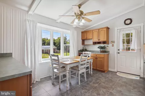 11728 Stonington Pl, Silver Spring, MD 20902 photo 23