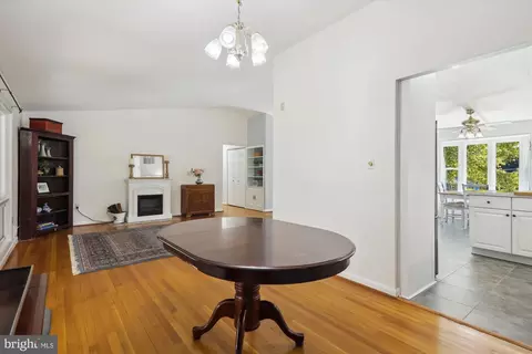 11728 Stonington Pl, Silver Spring, MD 20902 photo 18