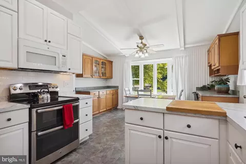11728 Stonington Pl, Silver Spring, MD 20902 photo 24