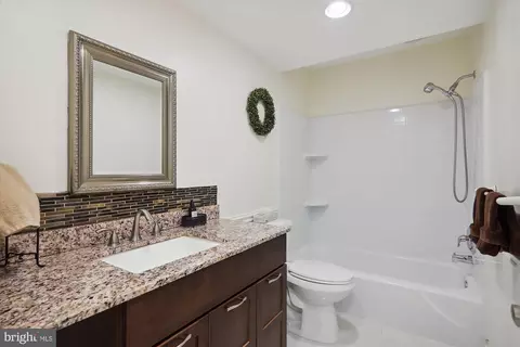 11728 Stonington Pl, Silver Spring, MD 20902 photo 47