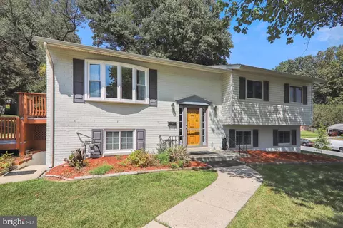 11728 Stonington Pl, Silver Spring, MD 20902 photo 2