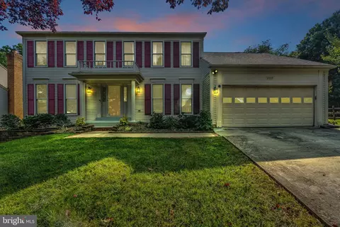 17217 Amity Dr, Derwood, MD 20855