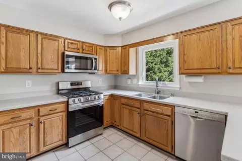 16933 Macduff Ave, Olney, MD 20832 photo 12