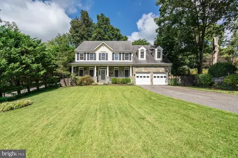 5408 Tuscarawas Rd, Bethesda, MD 20816